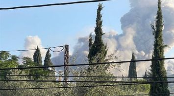 Intense Israeli Airstrikes on Nabatieh, Southern Lebanon