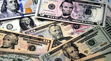 Rate Cut Expectations Deepen Dollar Losses
