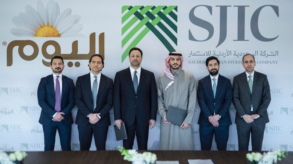 SJIC signs agreement to invest in Alyoum Bakery
