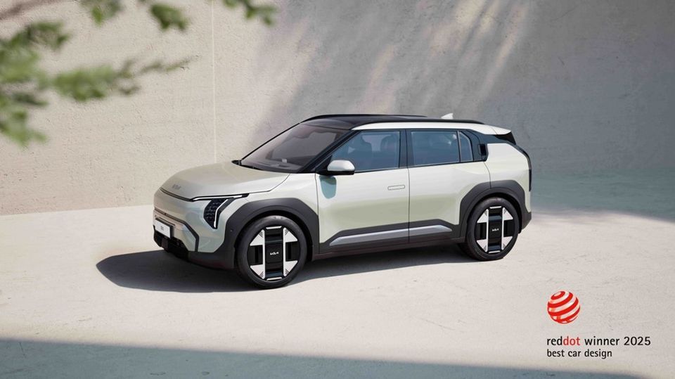 Kia EV3 wins coveted Red Dot ‘Best of the Best’ Award
