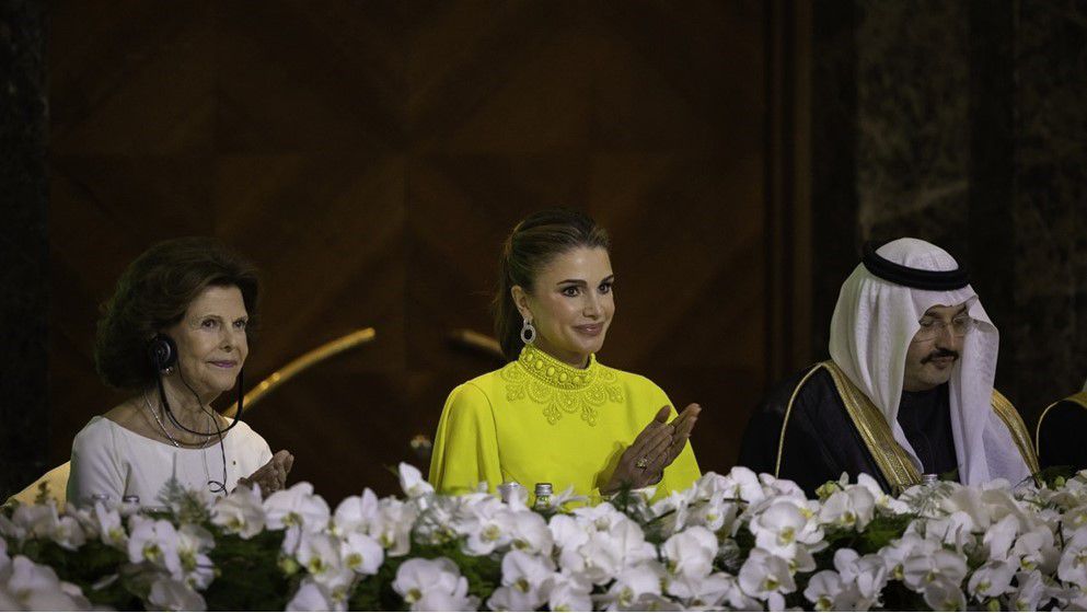 Queen Rania attends fundraiser to support youth empowerment...