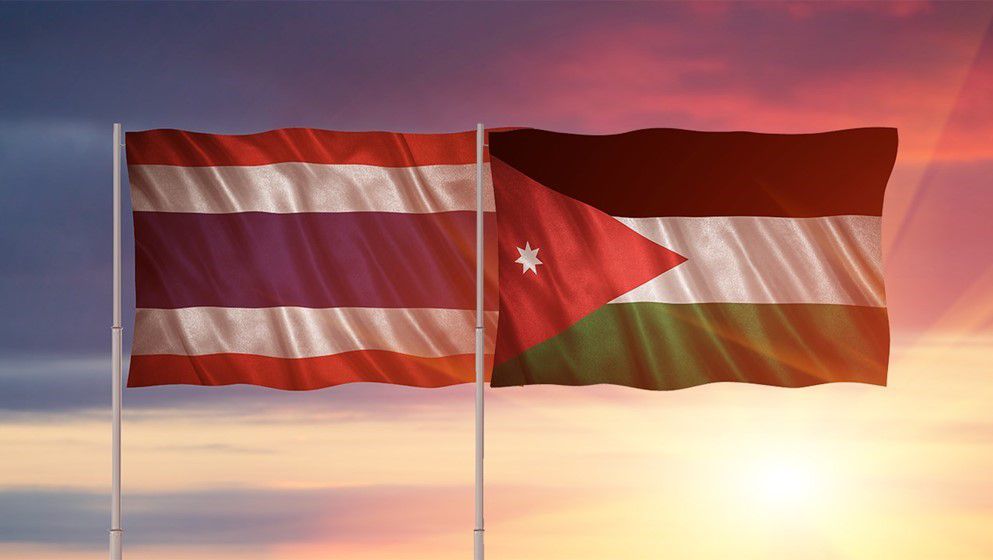 King of Thailand receives credentials of Jordanian envoy