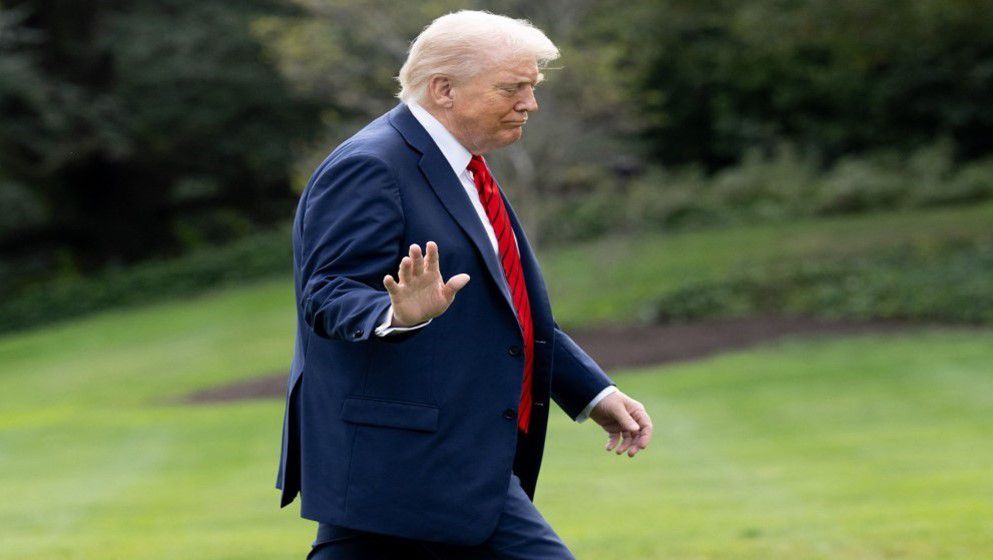 Trump Says He “Would Like” to Meet North Korean Leader During Asian Tour