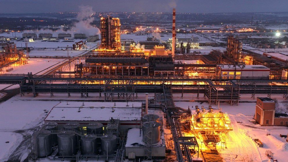 U.S. Sanctions on Russian Oil Redraw the Global Energy Map