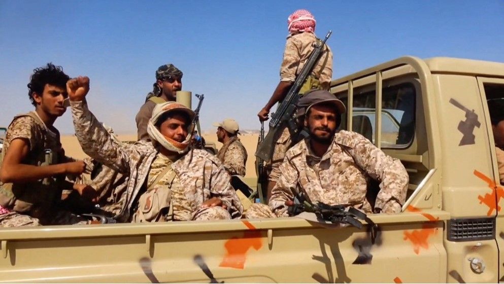 Jemenitische Streitkräfte greifen Stellungen der Houthi nahe Bab al-Mandab ...