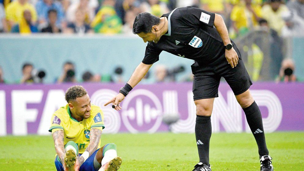 Brazil confident injured Neymar will be back to lead World Cup bid