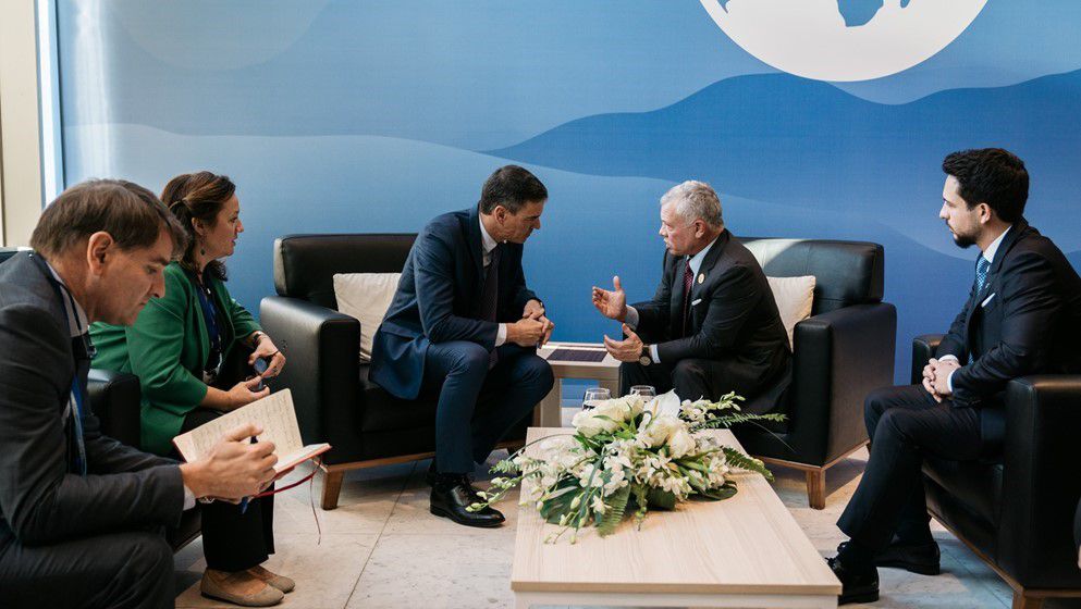 King meets heads of state, government on sidelines of COP27...