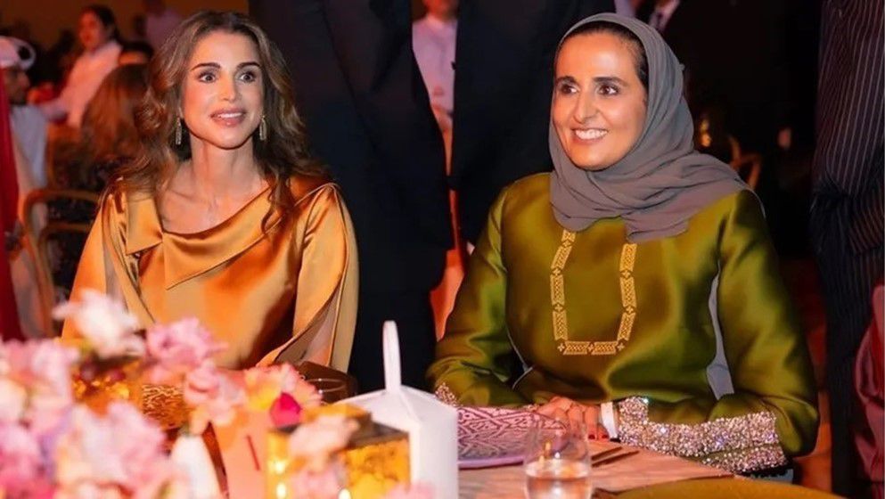 Queen Rania Participates in Charity Dinner at Museum of Islamic Art in Doha