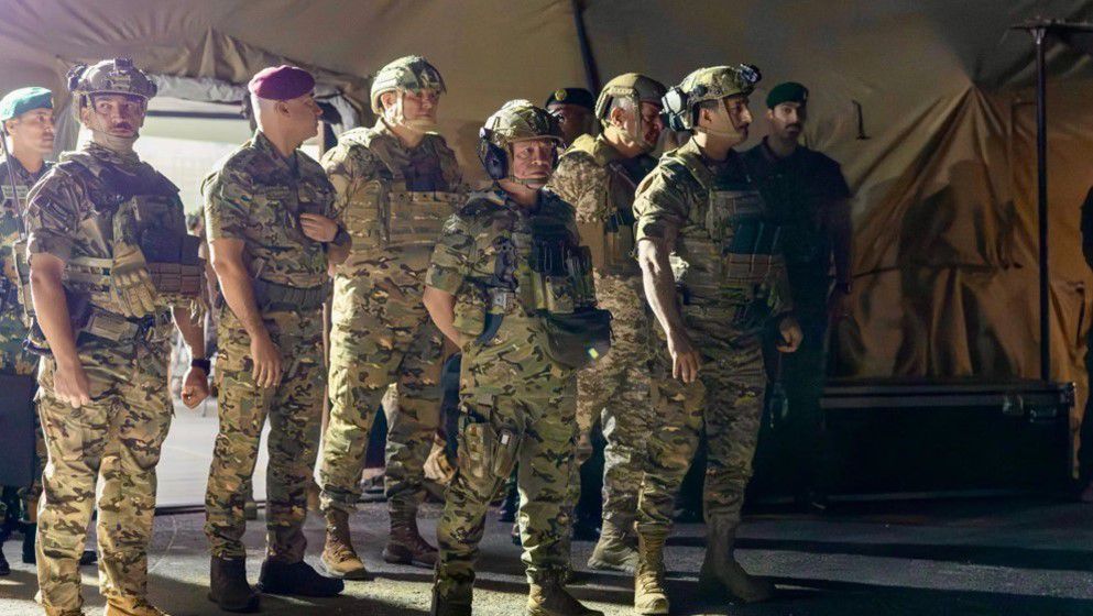 King Observes “Hashemite Lions” Military Exercise with Crown Prince Participation