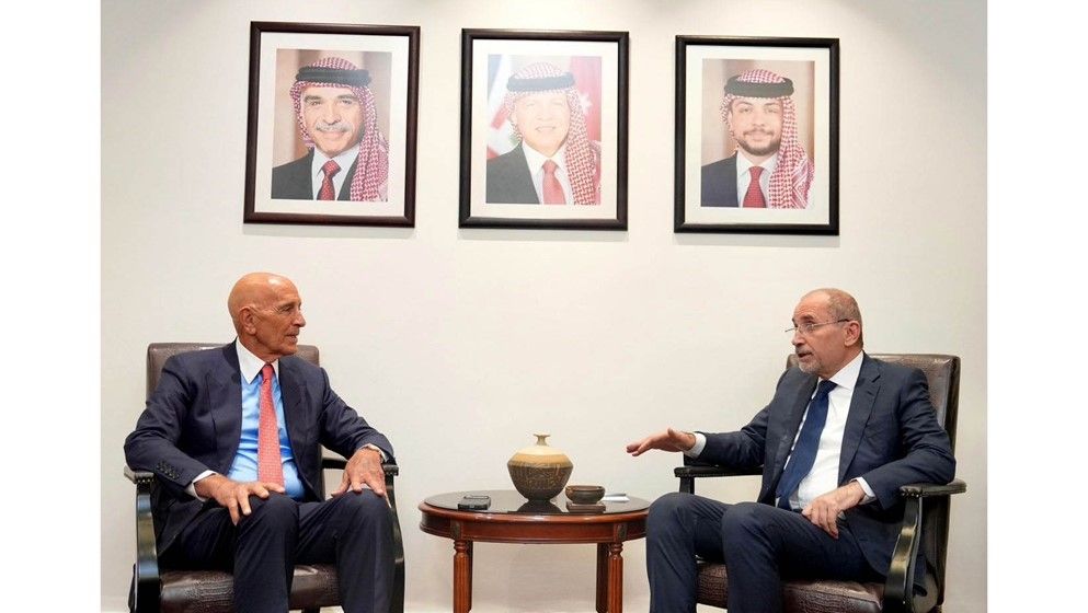 FM meets with US Special Envoy to Syria...