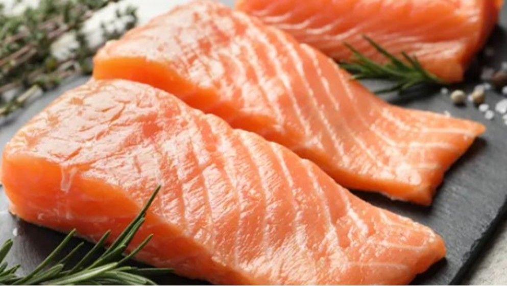 Eier vs. Lachs: Was ist besser für Blutdruck und Cholesterin? - | Jordan ...