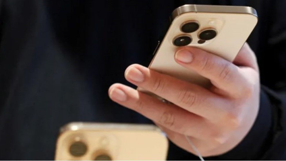 Warning for iPhone Users: Apple Fixes Actively Exploited Security ...