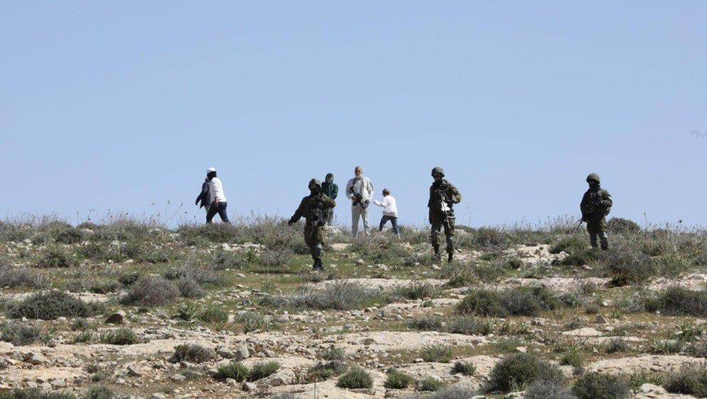 Escalation in the West Bank: Seven Palestinians Injured in Settler Assault North of Hebron