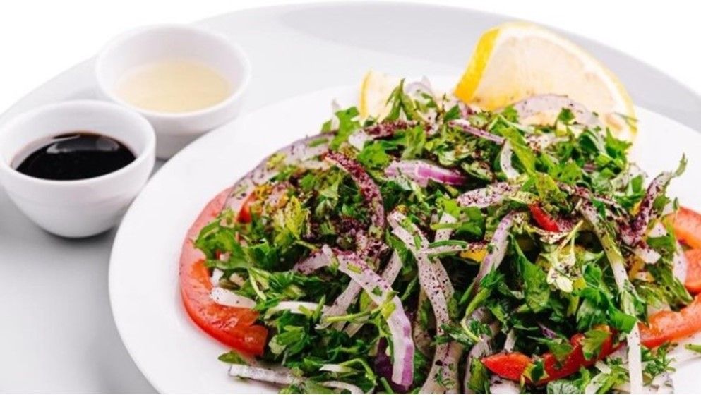 Arugula Salad with Onion and Sumac - Jordan News | Latest News from Jordan ...