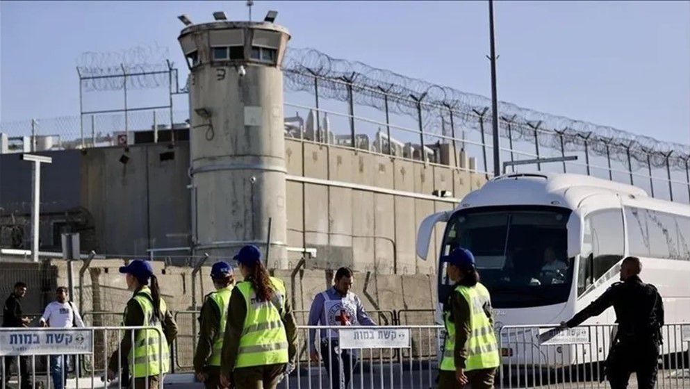 Israel Releases 9 Palestinian Prisoners from Gaza