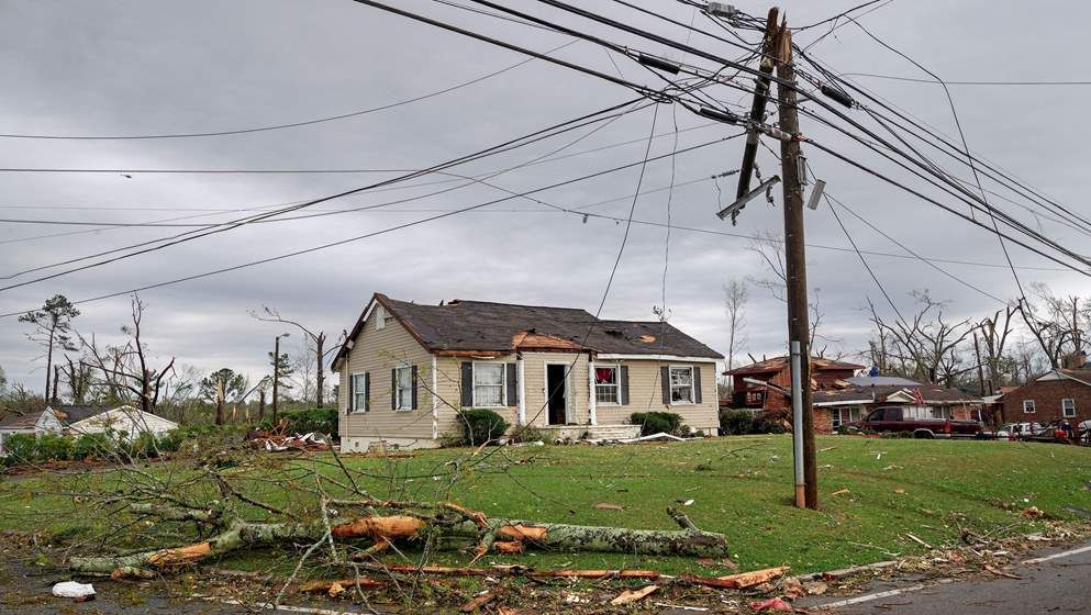 Alabama and Georgia dig out from tornadoes that left at least ...