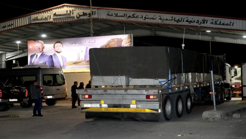Jordan Dispatches Aid Convoy to Lebanon
