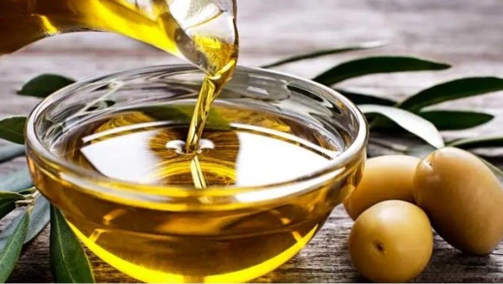 How Extra Virgin Olive Oil Protects Your Brain