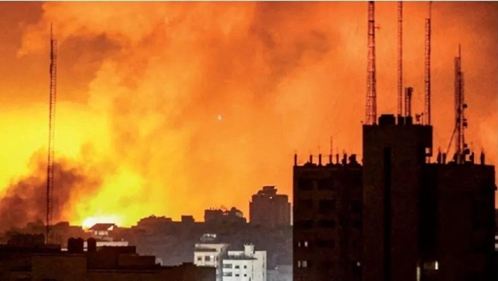 Six Killed in Israeli Airstrikes on Gaza Checkpoints