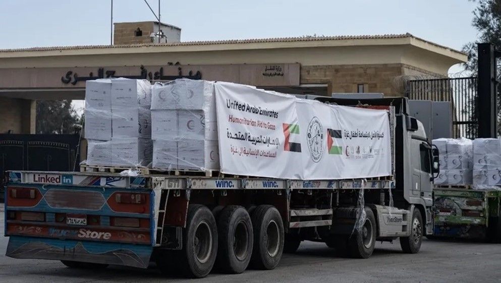 Supported by the UAE International Aid Agency.. "Kiswat Al-Amal" Convoy Arrives in Gaza