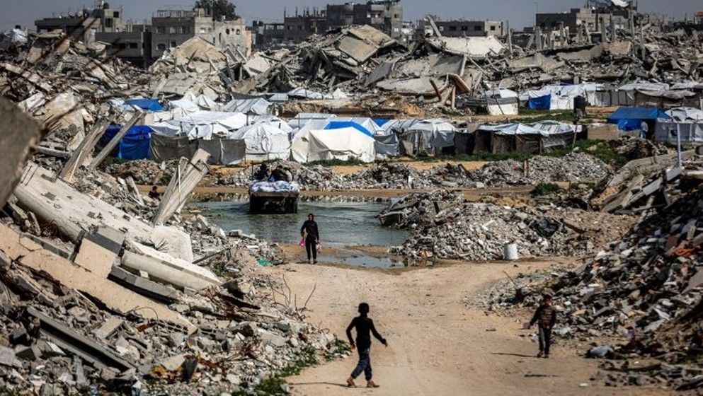 Three Female Martyrs, Including a Journalist and a Child, Killed in Israeli Shelling on Gaza