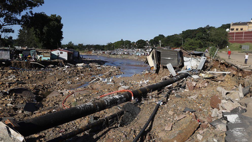 South Africa flood toll climbs to 341...