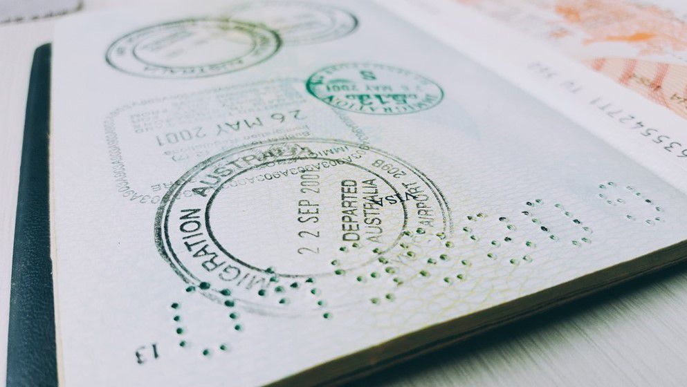 Lebanon running out of passports suspends renewal requests