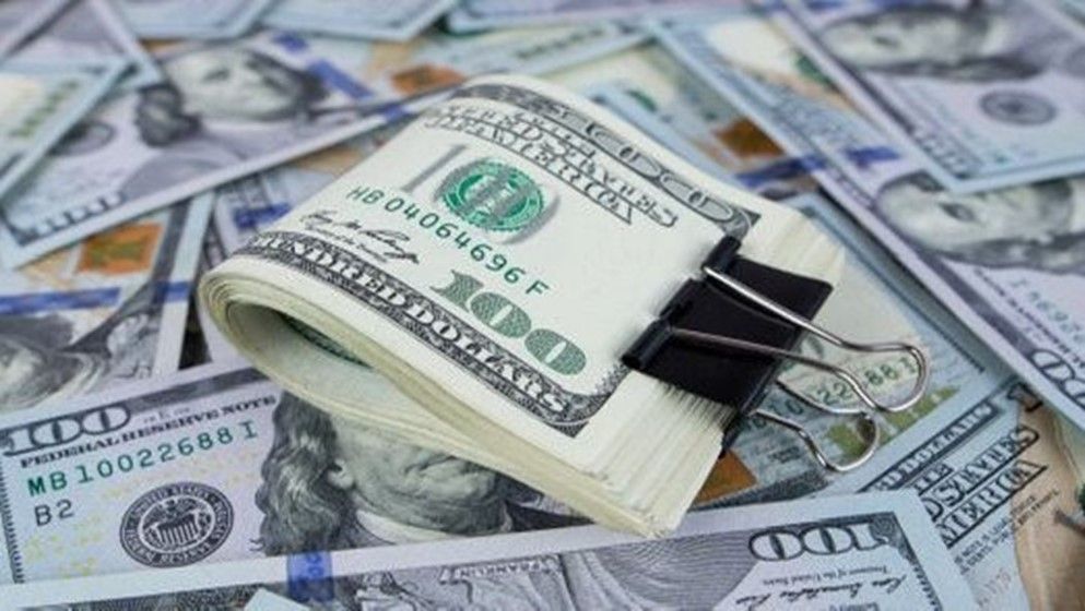 Dollar Nears One-Week High Amid Renewed Middle East Tensions