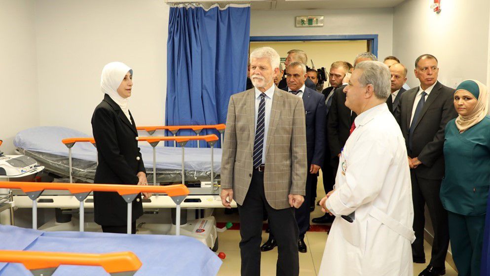 Czech President visits Al-Bashir Hospitals in Amman...