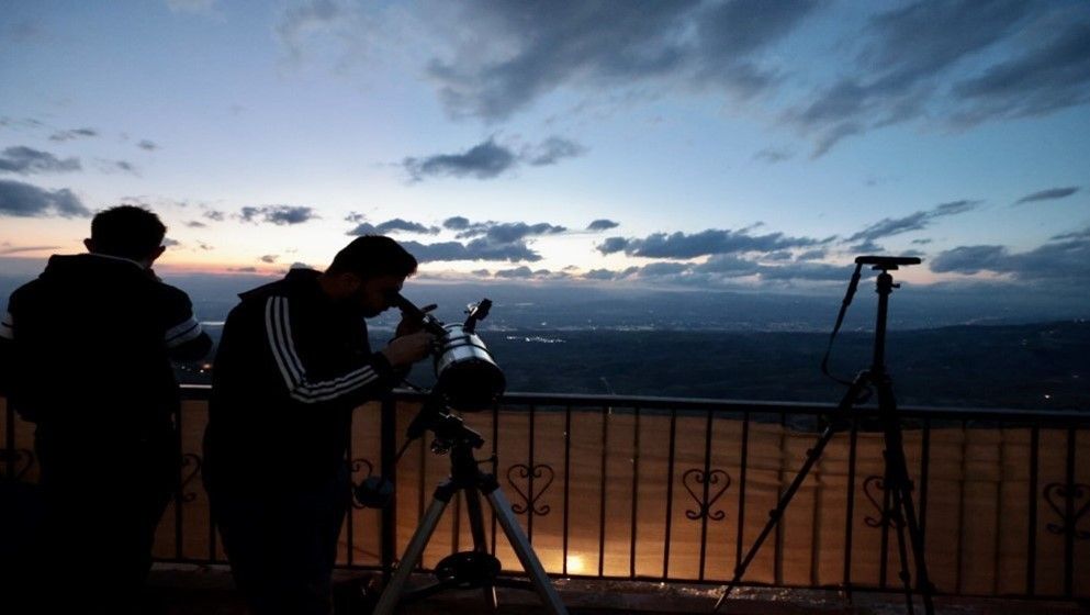 International Astronomy Center: Dhul-Hijjah Crescent to Be Observed on Sunday, Visible in Most Islamic Countries