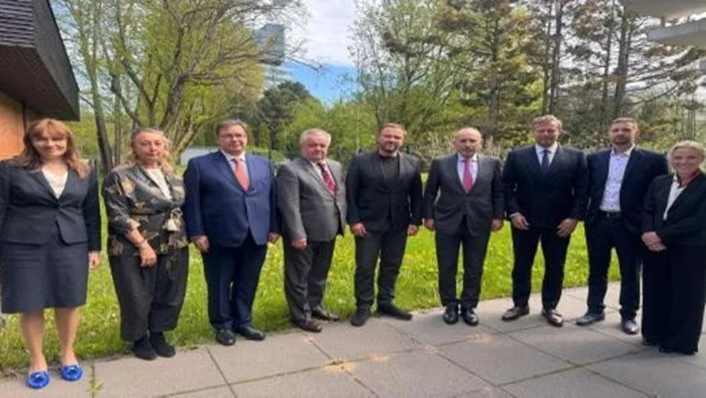 Safadi Discusses Expanding Private Sector Partnerships in Estonia