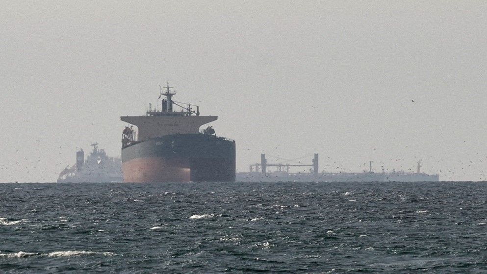 Iran Threatens Attacks on Foreign Forces Approaching Hormuz