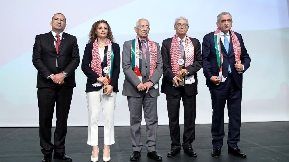 Al-Issawi Sponsors "Leading Activist Award" Ceremony for 2025