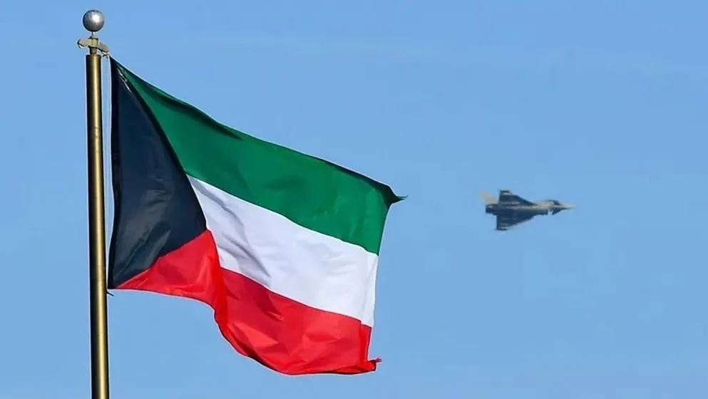 Kuwait Resumes Air Traffic After Suspension Due to Iranian Attacks
