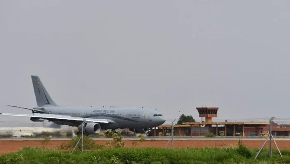 Explosions and Gunfire Reported at the Airport in Niger's Capital