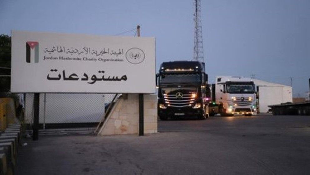 Jordan Dispatches Sixth Relief Convoy to Lebanon Carrying 28 Trucks of Humanitarian Aid