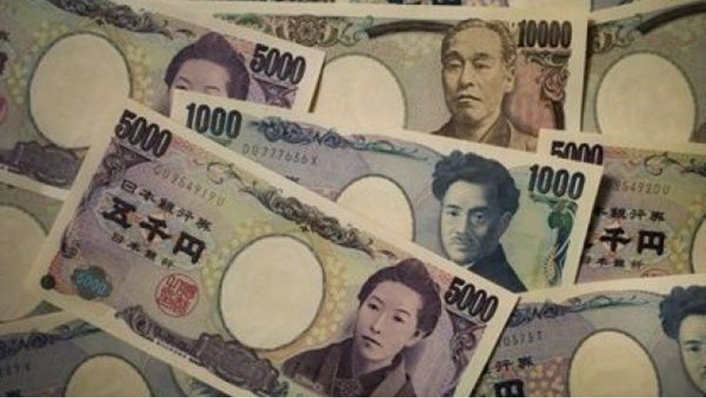 Yen Rises Amid Setback in Japan’s Upper House Elections