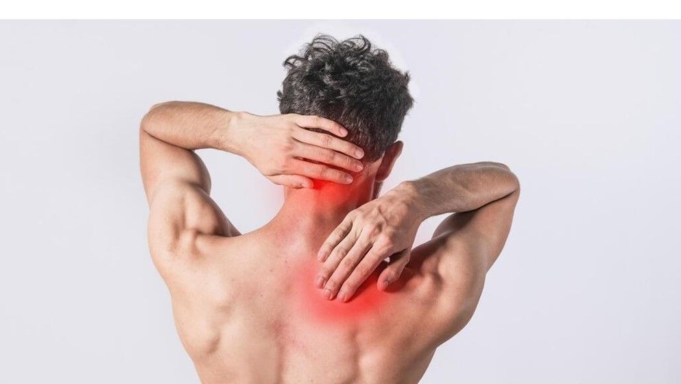 Ursachen von Nacken- und Schulterschmerzen: Diagnose und Behandlung