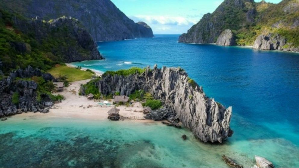 Between Turquoise Waters and Hidden Islands.. A Thrilling Adventure in ...
