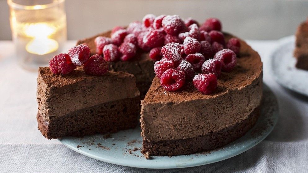 How to Make No-Bake Chocolate Berry Mousse Cake