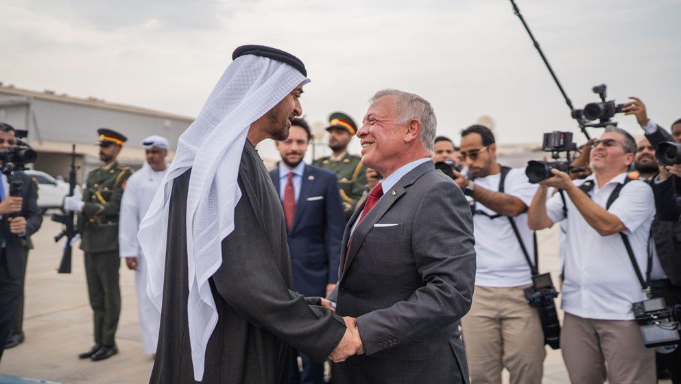King and UAE President Discuss Regional Developments and Bilateral Relations in Abu Dhabi