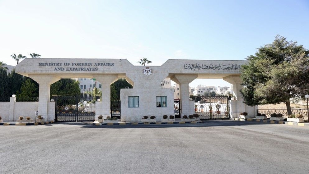 Jordan Receives Credentials of New UAE Ambassador