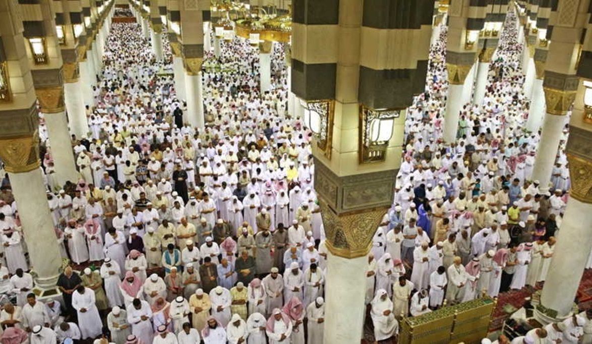 أكثر من 4,200 ملايين مصلٍ يؤدون الصلوات في المسجد النبوي الأسبوع الماضي