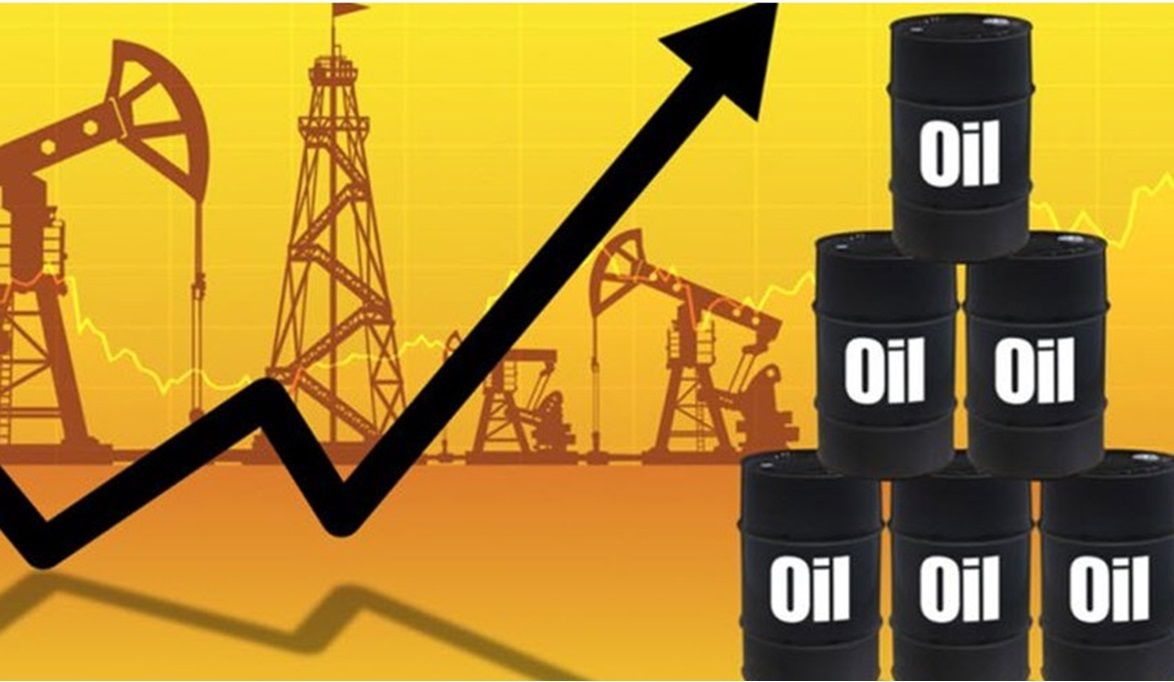 أسعار النفط تنخفض بعد ارتفاع مخزون الخام الأمريكي