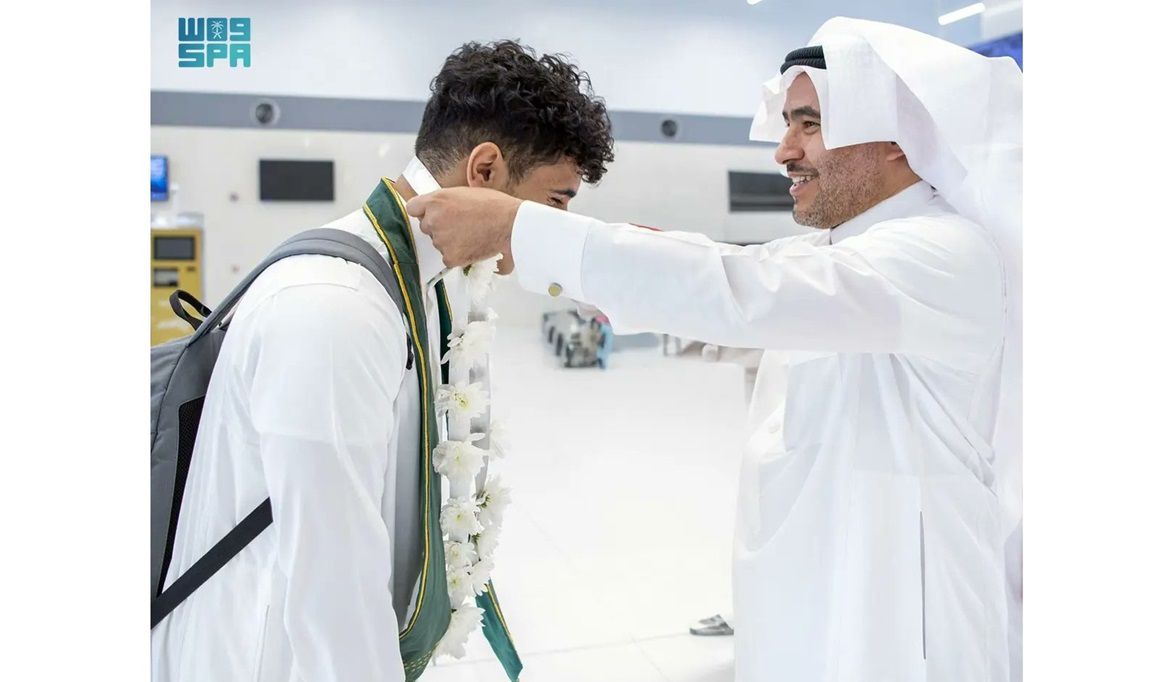الطالب "عبدالعزيز الحربي" يفوز بميدالية ذهبية عن ابتكاره لتبريد بطاريات الليثيوم